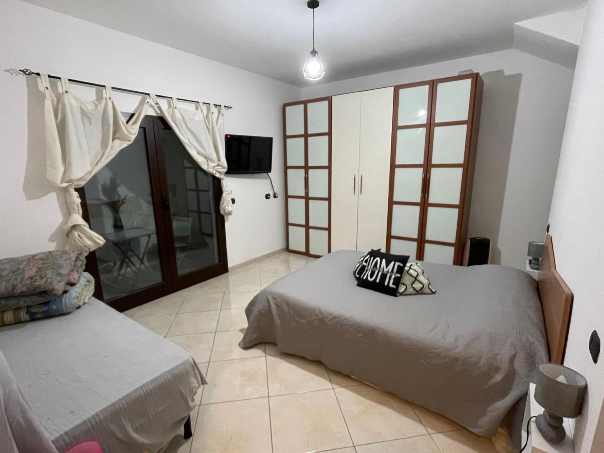 Camere Aeroporto Cagliari Elmas Exteriér fotografie