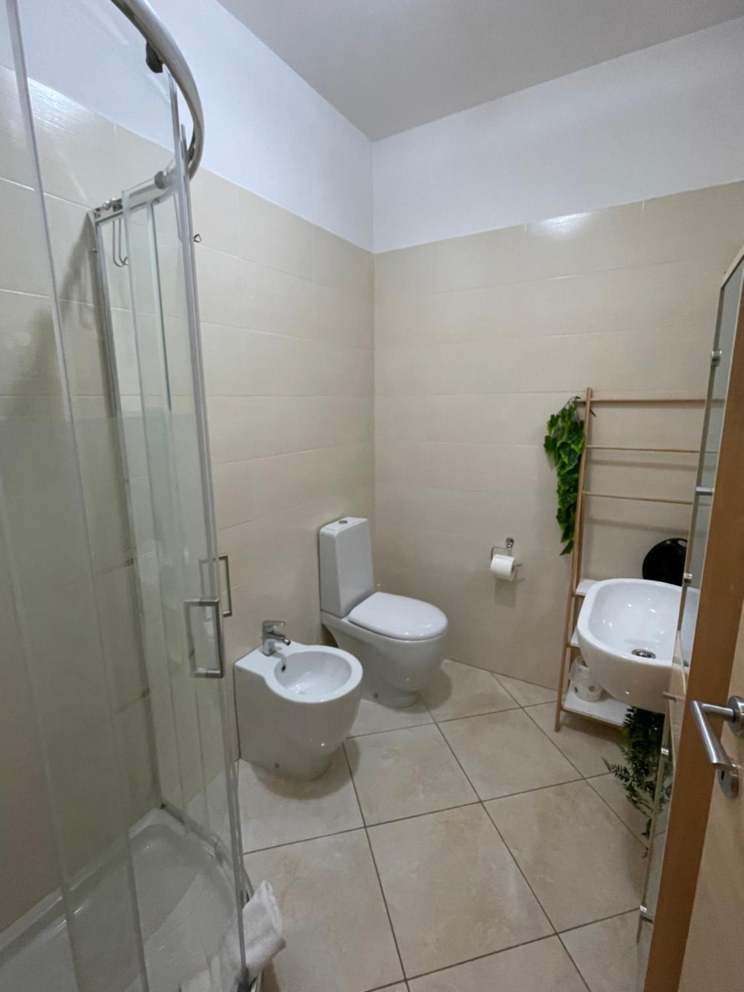 Camere Aeroporto Cagliari Elmas Exteriér fotografie